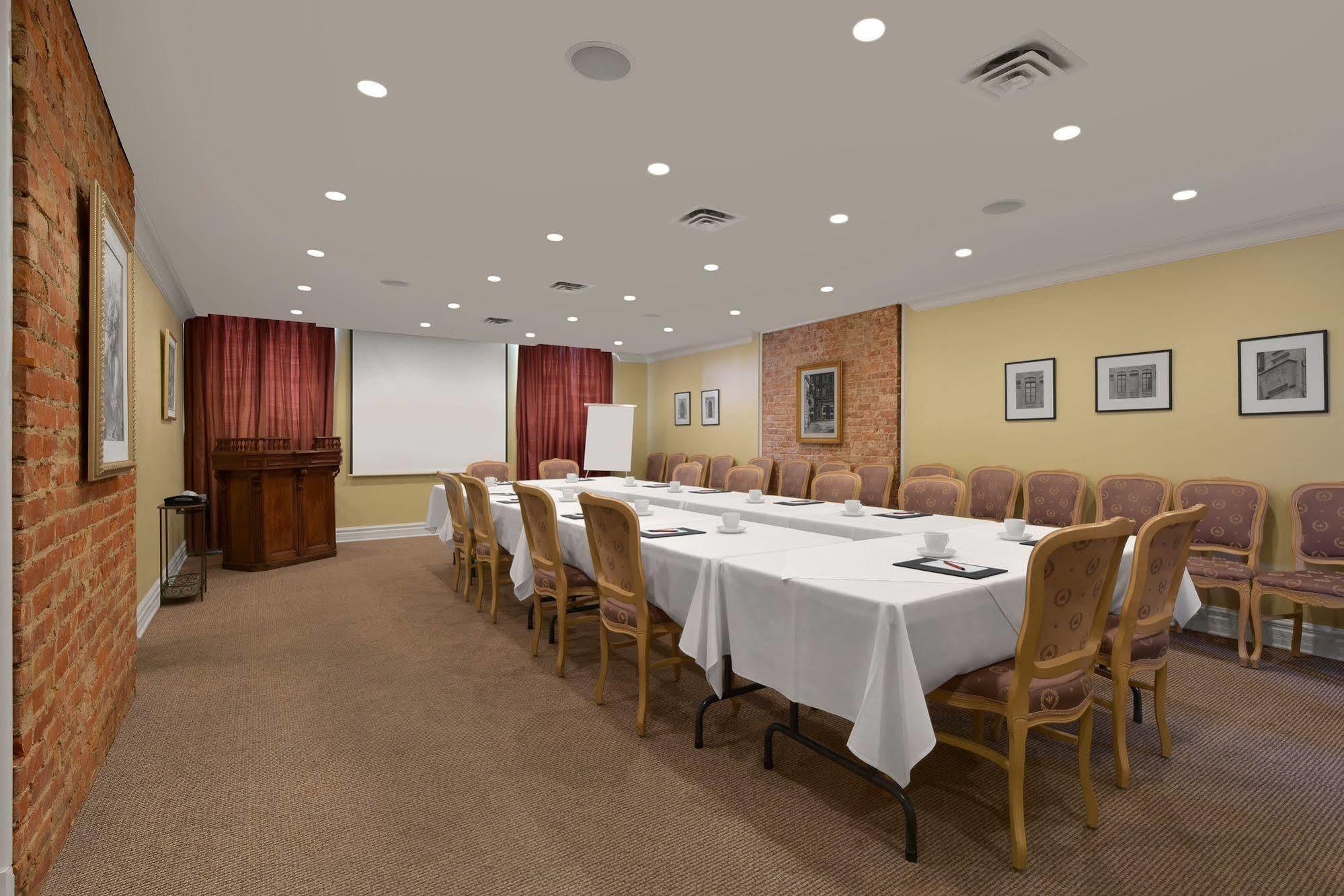 Hotel Bonaparte Μόντρεαλ Εξωτερικό φωτογραφία